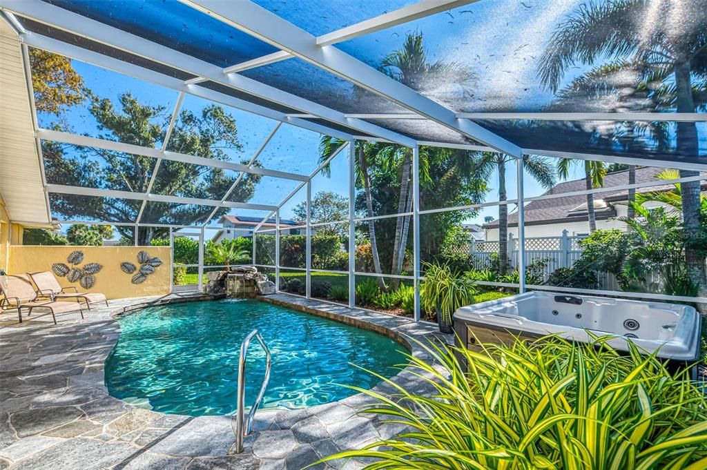 На продажу: $595,000 (3 спален, 2 ванн, 2002 Квадратных фут)