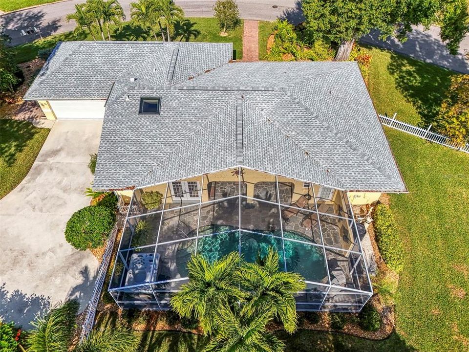 На продажу: $595,000 (3 спален, 2 ванн, 2002 Квадратных фут)