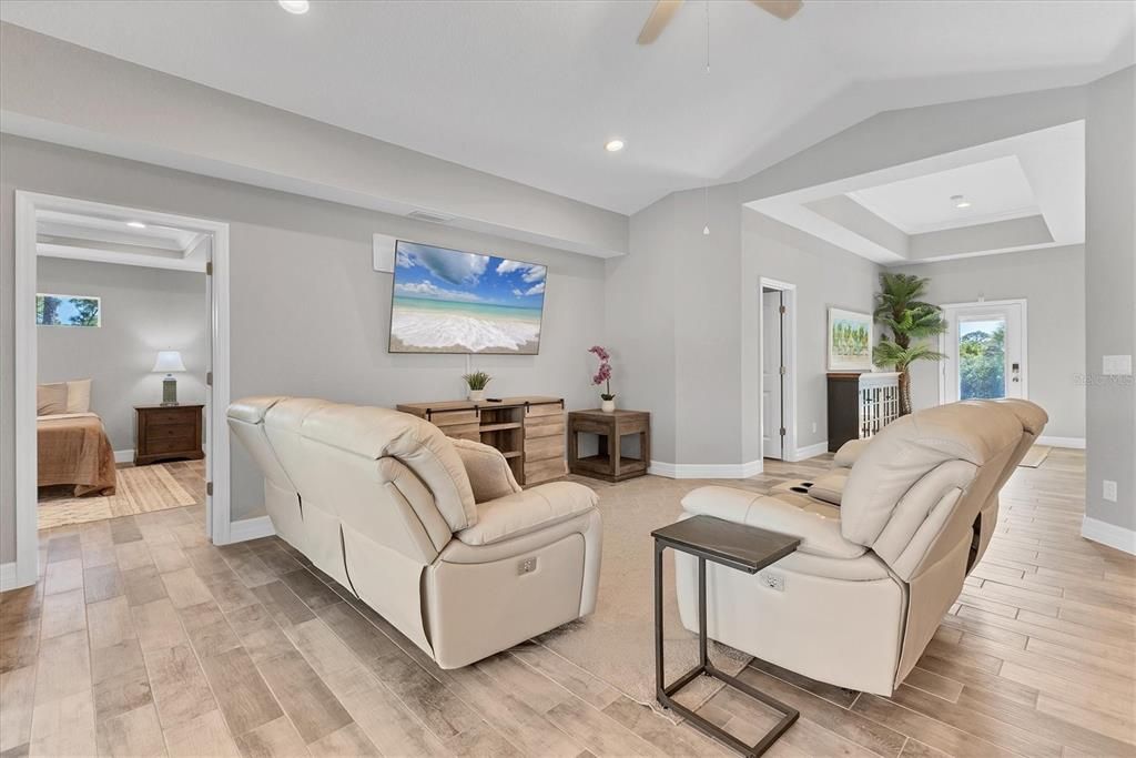 En Venta: $499,000 (3 camas, 2 baños, 1680 Pies cuadrados)