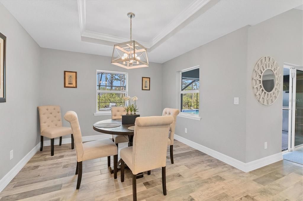 En Venta: $499,000 (3 camas, 2 baños, 1680 Pies cuadrados)