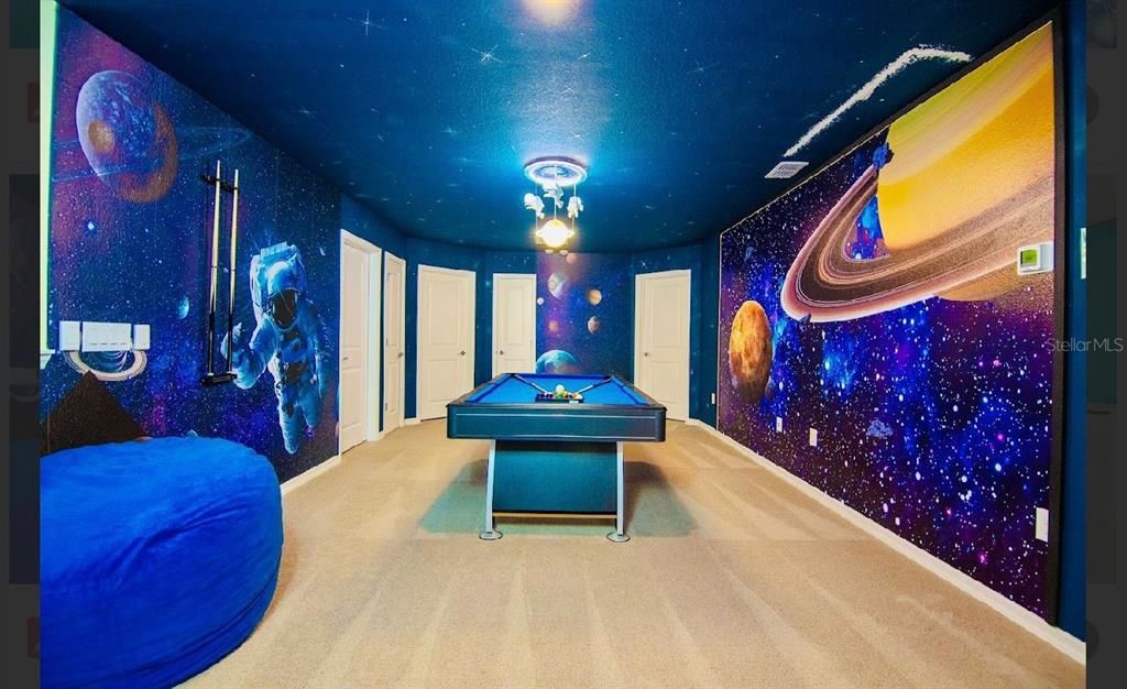 待售: $987,000 (10 贝兹, 8 浴室, 4399 平方英尺)