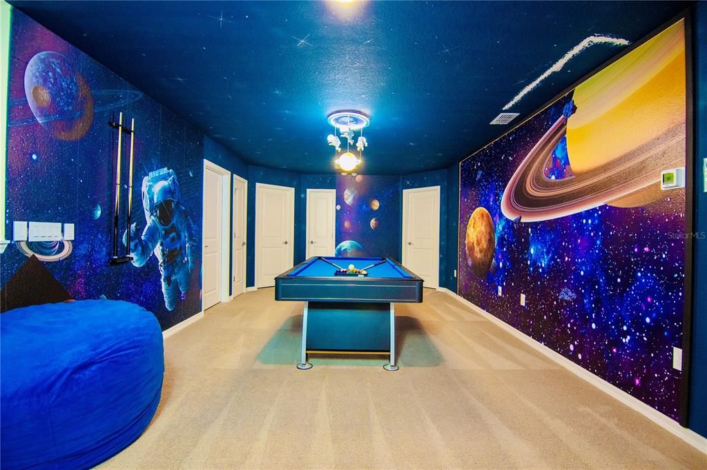 待售: $987,000 (10 贝兹, 8 浴室, 4399 平方英尺)