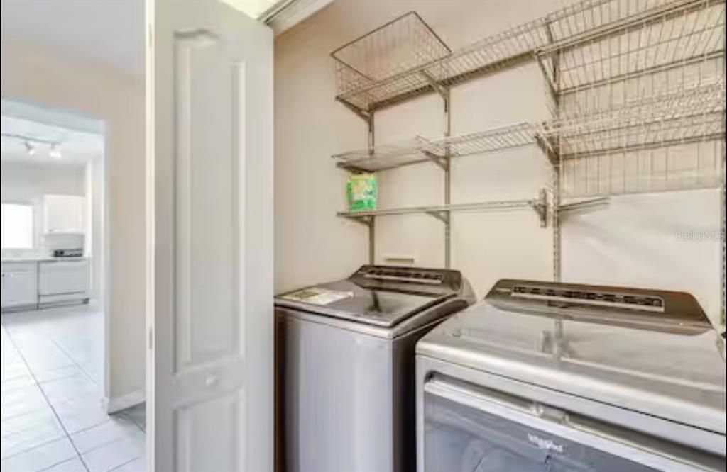 En Renta: $4,000 (5 camas, 4 baños, 2394 Pies cuadrados)