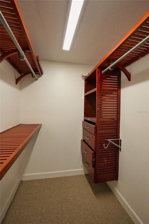 出租: $2,200 (2 贝兹, 2 浴室, 1234 平方英尺)