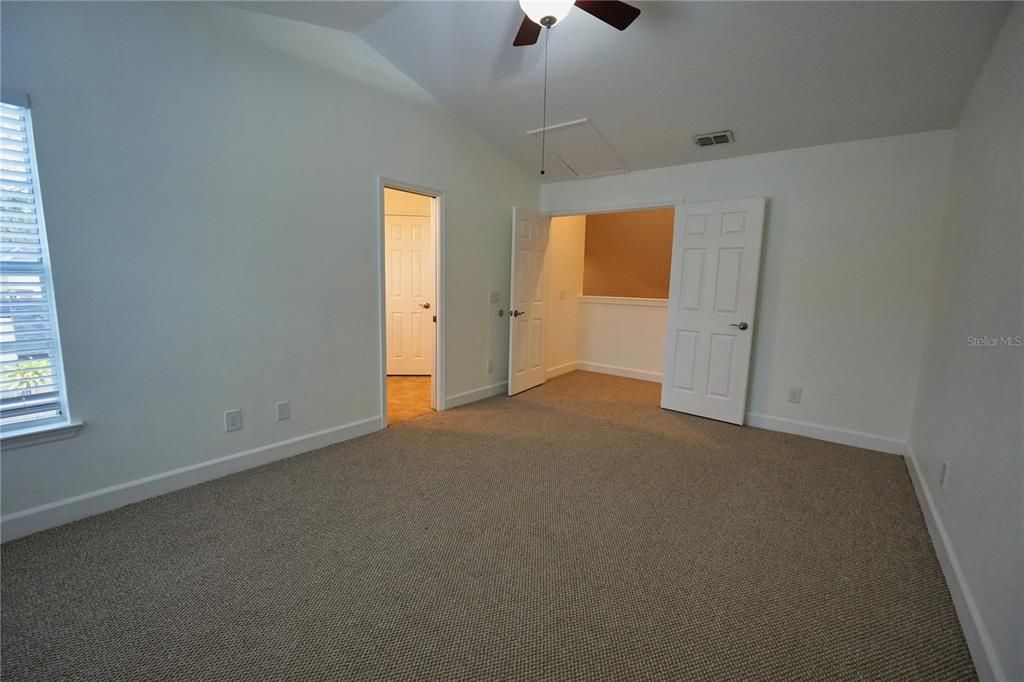 出租: $2,200 (2 贝兹, 2 浴室, 1234 平方英尺)