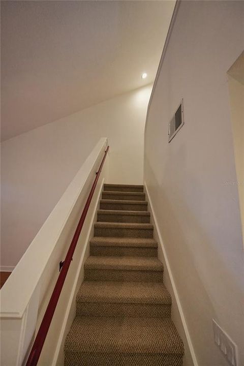 出租: $2,200 (2 贝兹, 2 浴室, 1234 平方英尺)