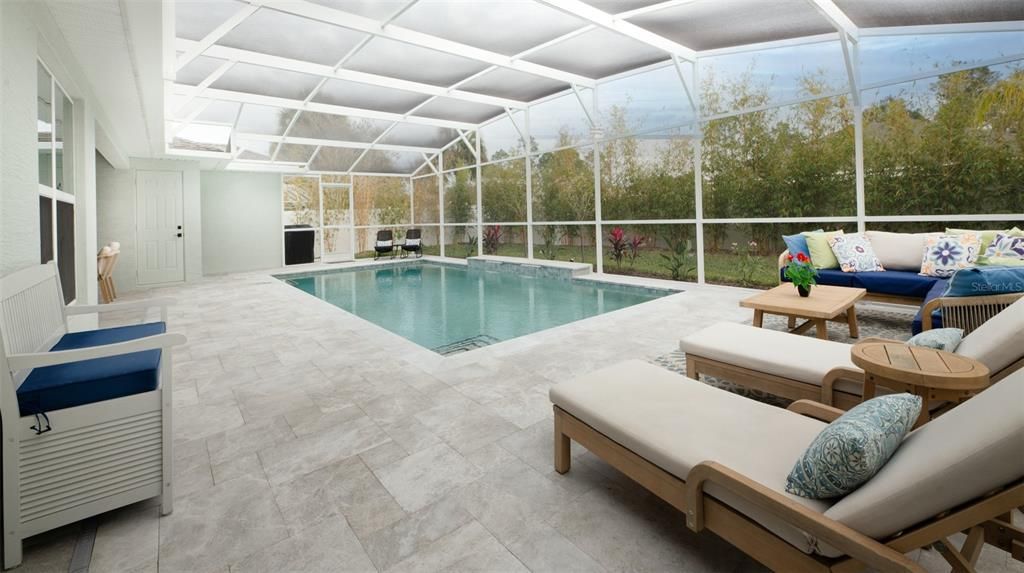 En Venta: $545,000 (4 camas, 3 baños, 2456 Pies cuadrados)