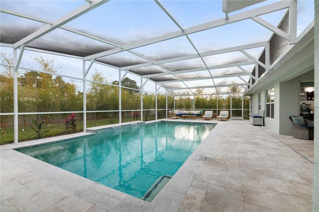 En Venta: $545,000 (4 camas, 3 baños, 2456 Pies cuadrados)