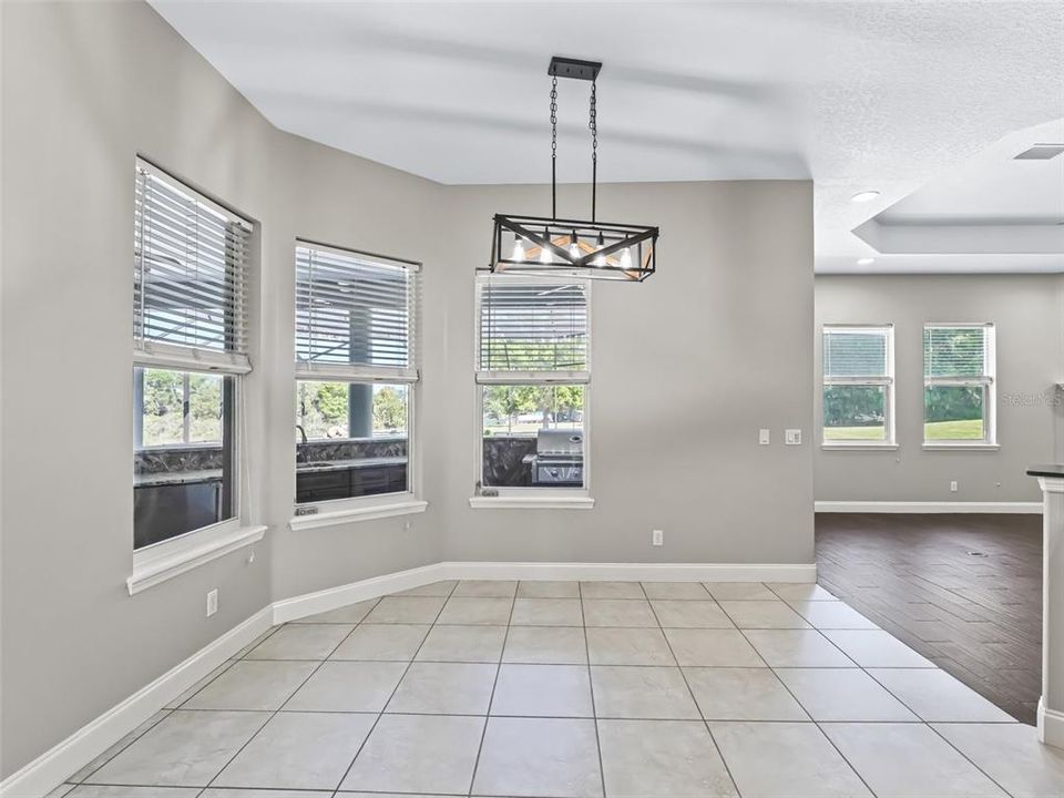 待售: $1,159,900 (3 贝兹, 2 浴室, 2551 平方英尺)