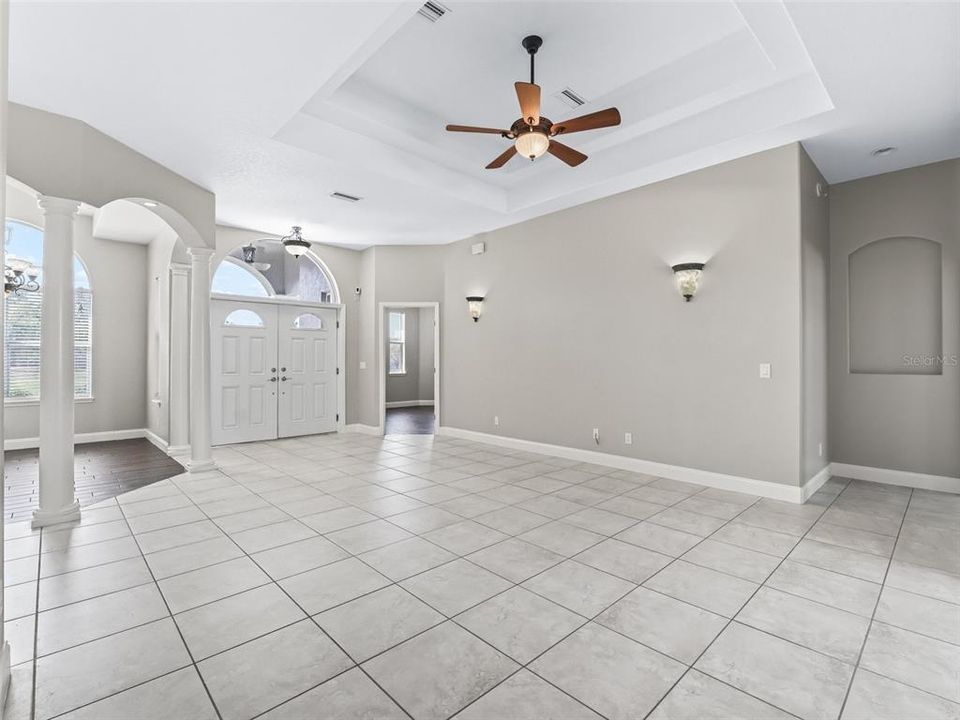 待售: $1,159,900 (3 贝兹, 2 浴室, 2551 平方英尺)