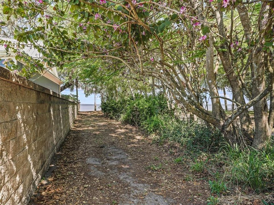 待售: $1,159,900 (3 贝兹, 2 浴室, 2551 平方英尺)