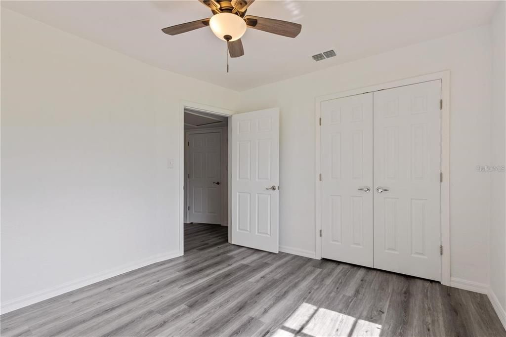 For Rent: $1,800 (2 beds, 1 baths, 1246 Square Feet)