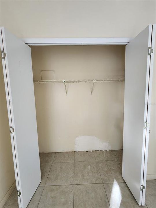 For Sale: $244,900 (2 beds, 2 baths, 950 Square Feet)