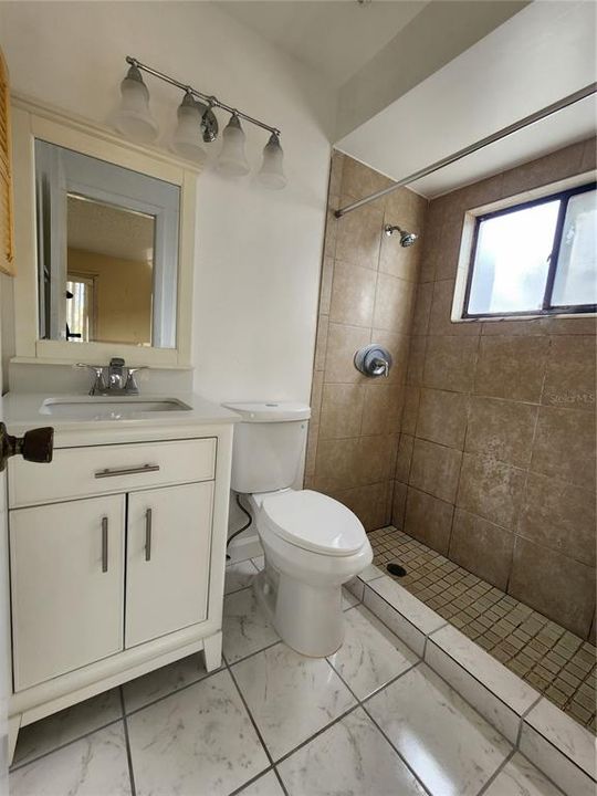 For Sale: $244,900 (2 beds, 2 baths, 950 Square Feet)