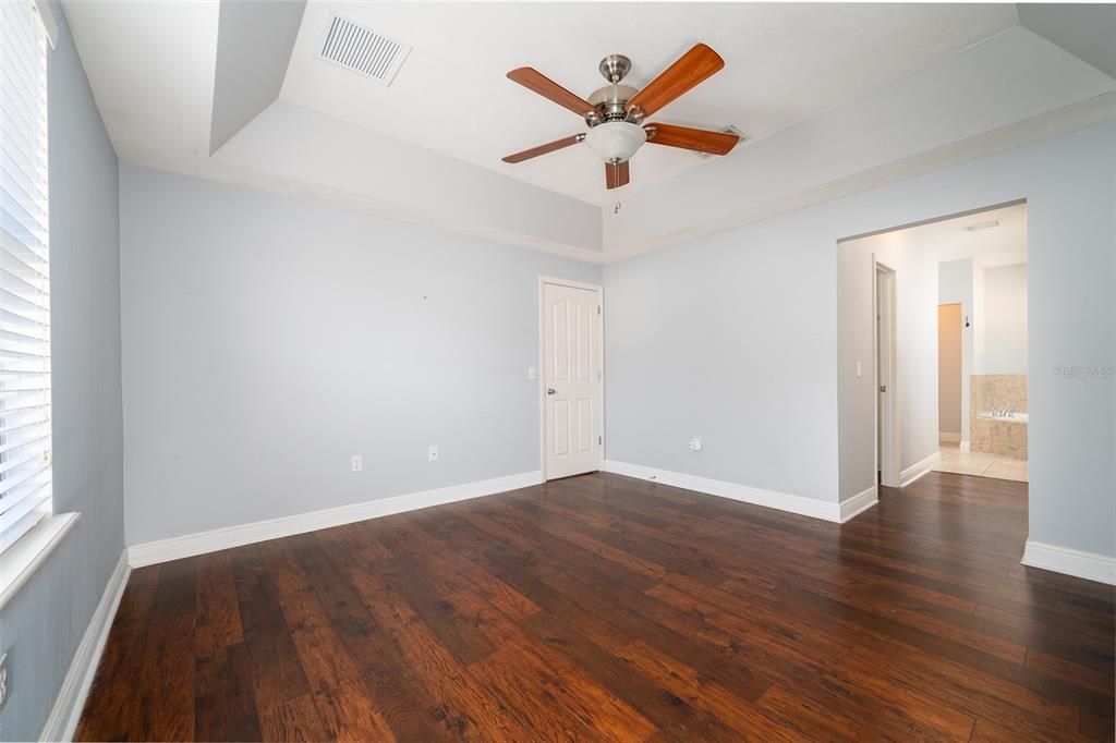 For Sale: $339,000 (3 beds, 2 baths, 1684 Square Feet)