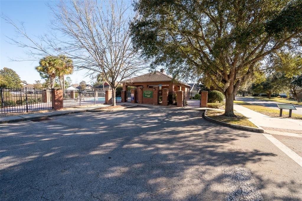 For Sale: $339,000 (3 beds, 2 baths, 1684 Square Feet)