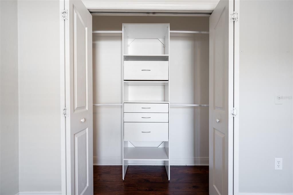 For Sale: $339,000 (3 beds, 2 baths, 1684 Square Feet)