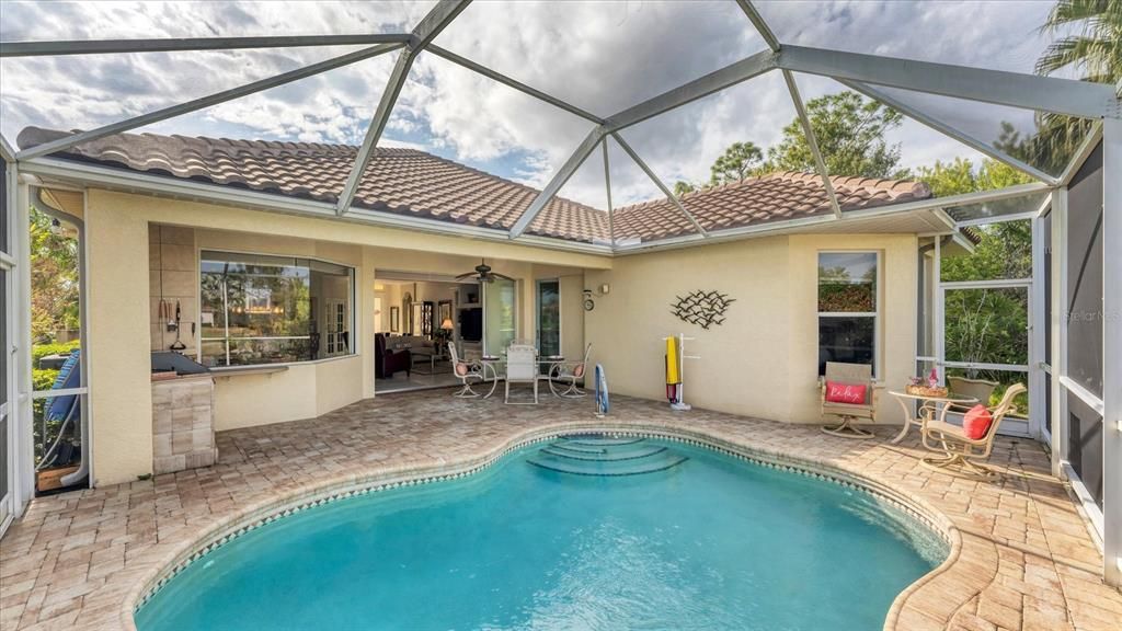 待售: $548,750 (3 贝兹, 2 浴室, 2013 平方英尺)