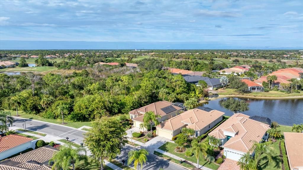 待售: $548,750 (3 贝兹, 2 浴室, 2013 平方英尺)