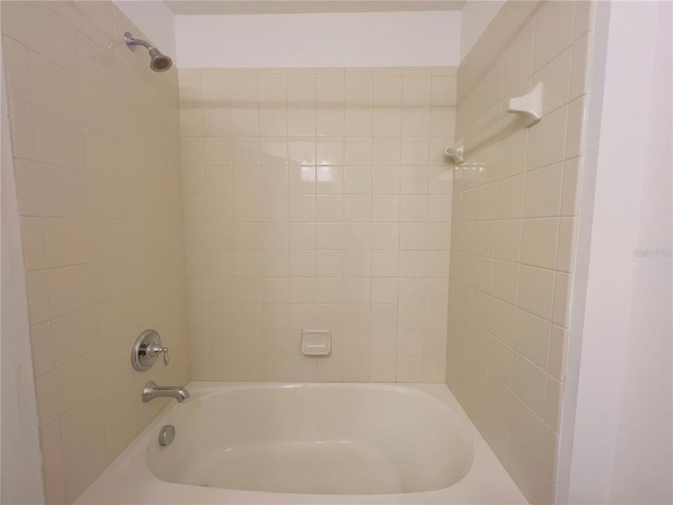 На продажу: $385,000 (3 спален, 2 ванн, 1600 Квадратных фут)