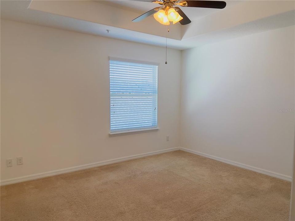 На продажу: $385,000 (3 спален, 2 ванн, 1600 Квадратных фут)