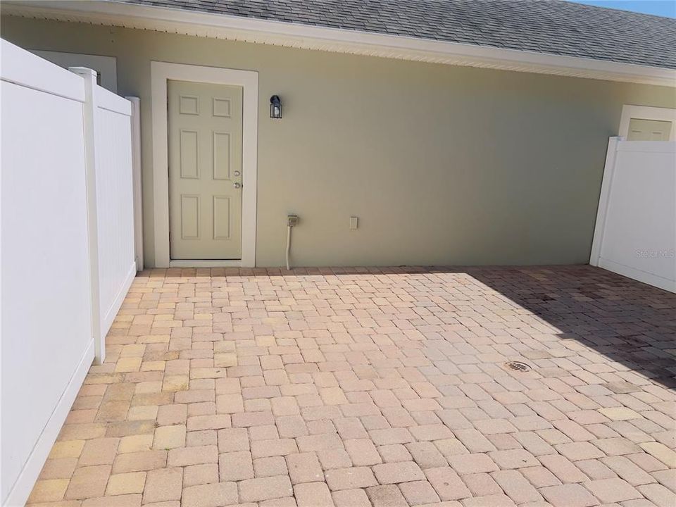 На продажу: $385,000 (3 спален, 2 ванн, 1600 Квадратных фут)