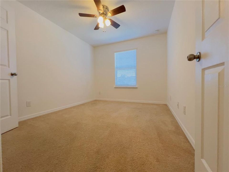 На продажу: $385,000 (3 спален, 2 ванн, 1600 Квадратных фут)