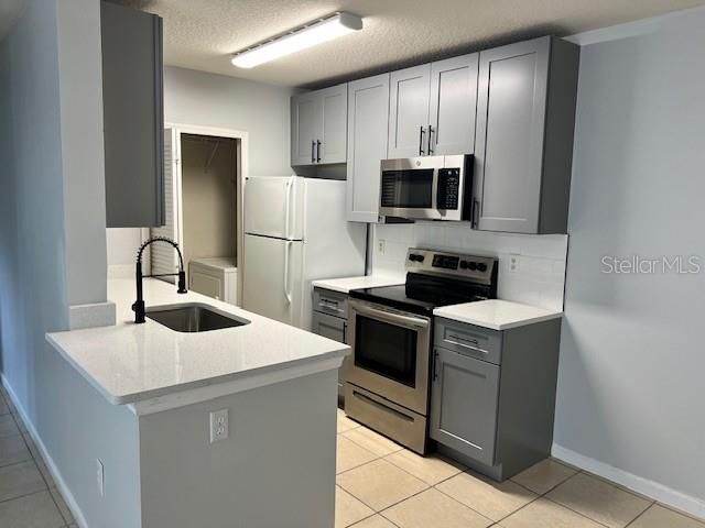 В аренду: $1,600 (2 спален, 2 ванн, 996 Квадратных фут)