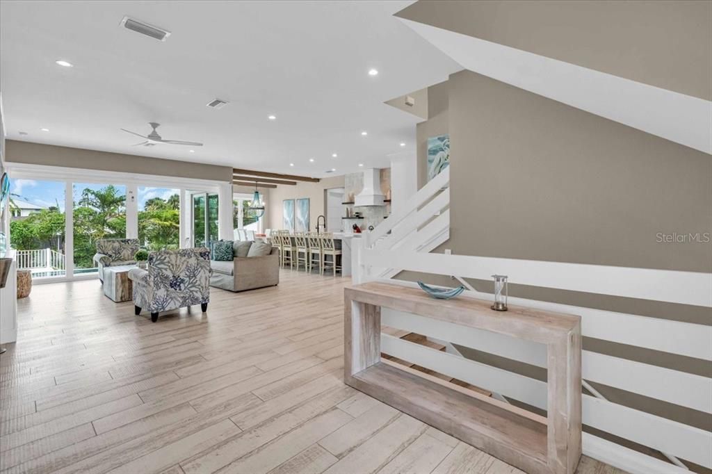 En Venta: $5,500,000 (9 camas, 8 baños, 4149 Pies cuadrados)