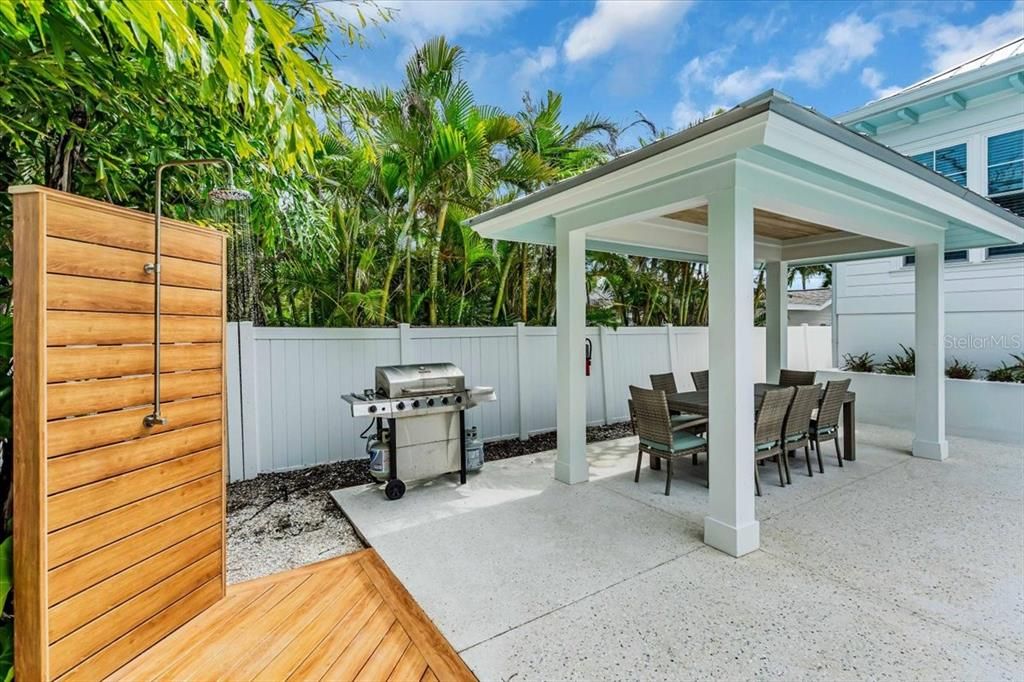 En Venta: $5,500,000 (9 camas, 8 baños, 4149 Pies cuadrados)