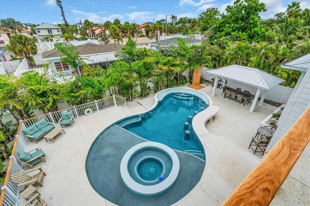 En Venta: $5,500,000 (9 camas, 8 baños, 4149 Pies cuadrados)