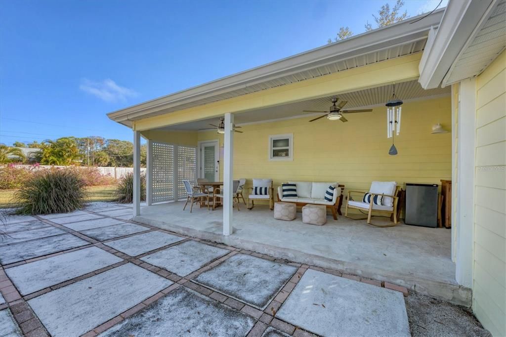 En Venta: $315,000 (2 camas, 1 baños, 672 Pies cuadrados)