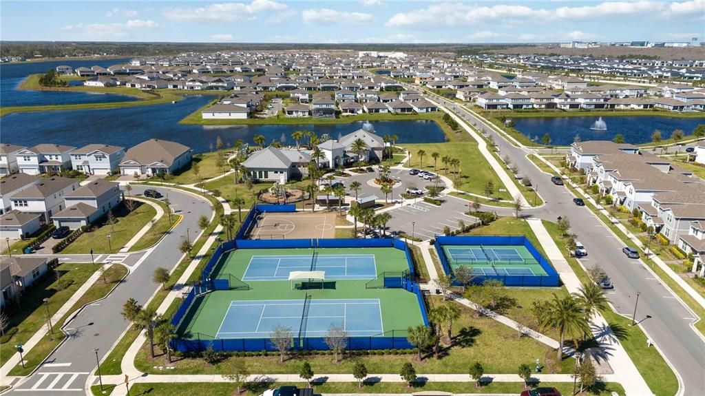 En Venta: $484,900 (4 camas, 3 baños, 1809 Pies cuadrados)