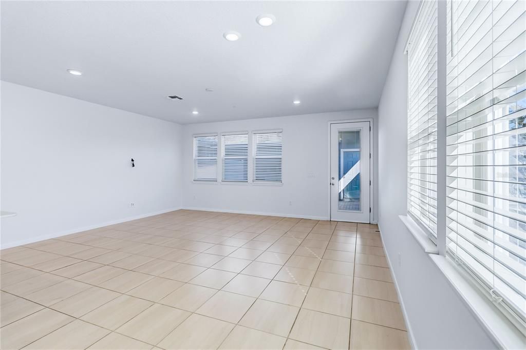 待售: $484,900 (4 贝兹, 3 浴室, 1809 平方英尺)