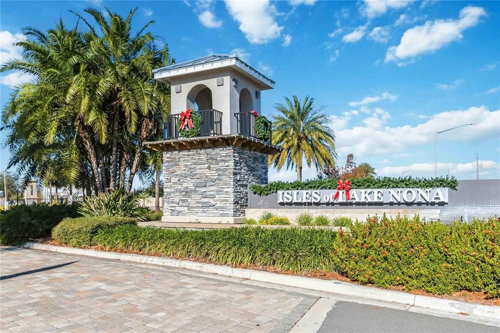 En Venta: $484,900 (4 camas, 3 baños, 1809 Pies cuadrados)