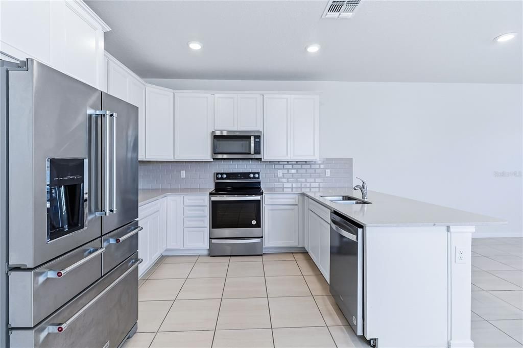 待售: $484,900 (4 贝兹, 3 浴室, 1809 平方英尺)