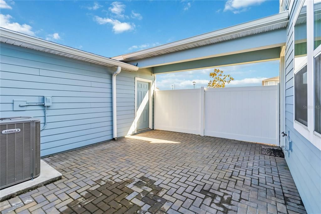 En Venta: $484,900 (4 camas, 3 baños, 1809 Pies cuadrados)