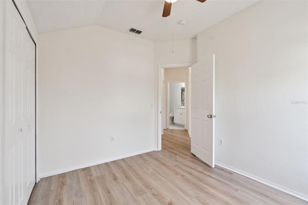 For Rent: $1,950 (3 beds, 2 baths, 1679 Square Feet)