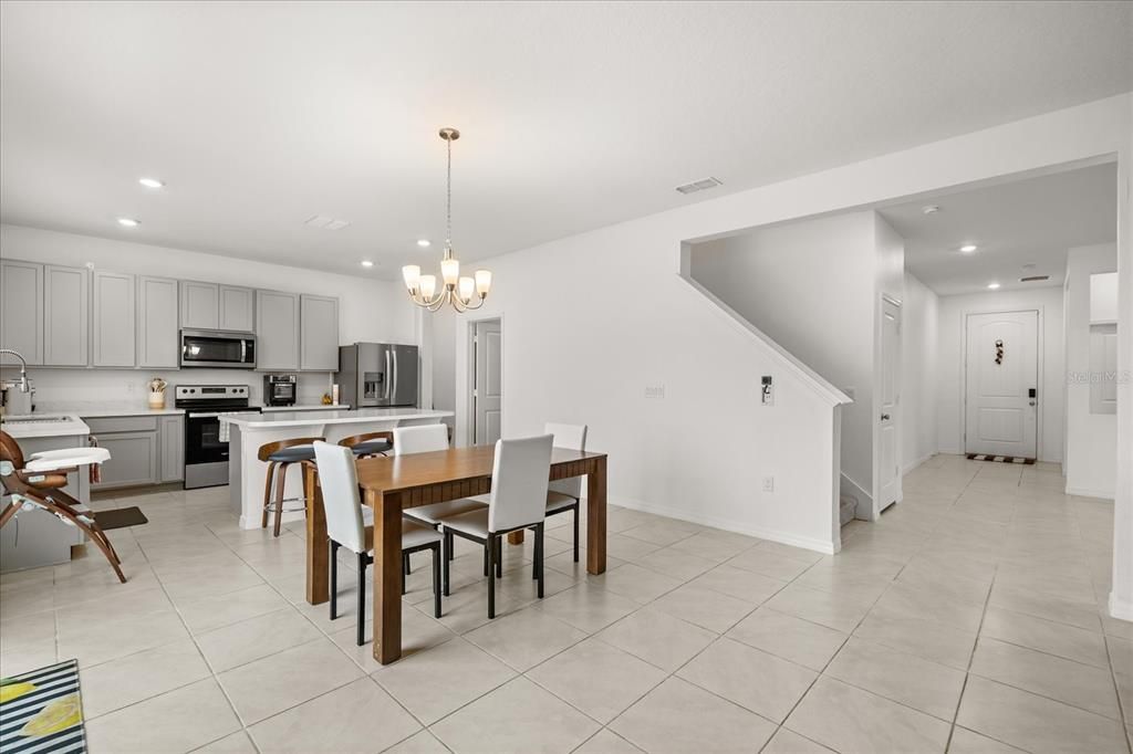 For Sale: $459,000 (5 beds, 2 baths, 3016 Square Feet)