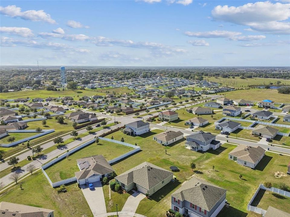 For Sale: $399,990 (4 beds, 2 baths, 2334 Square Feet)