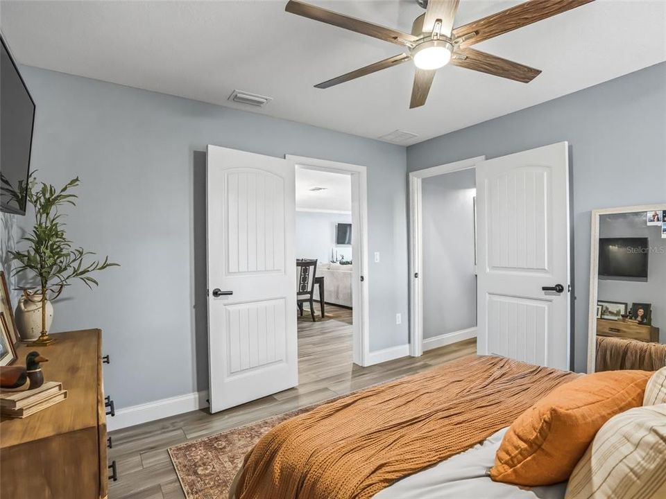 待售: $1,800,000 (5 贝兹, 3 浴室, 3174 平方英尺)