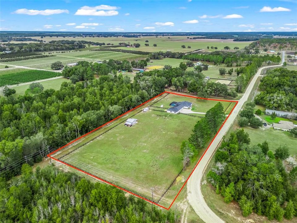 待售: $1,800,000 (5 贝兹, 3 浴室, 3174 平方英尺)