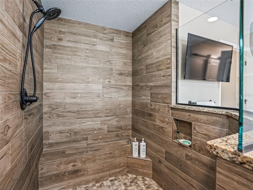 待售: $1,800,000 (5 贝兹, 3 浴室, 3174 平方英尺)