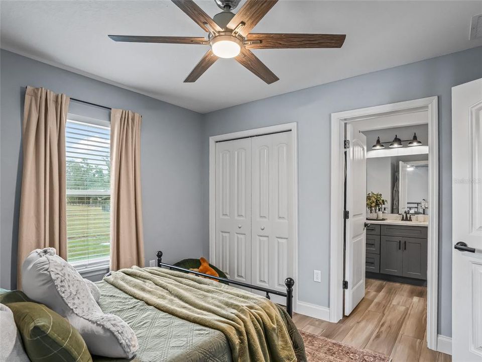 待售: $1,800,000 (5 贝兹, 3 浴室, 3174 平方英尺)