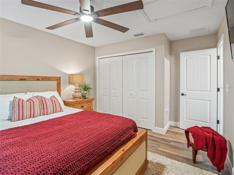 待售: $1,800,000 (5 贝兹, 3 浴室, 3174 平方英尺)