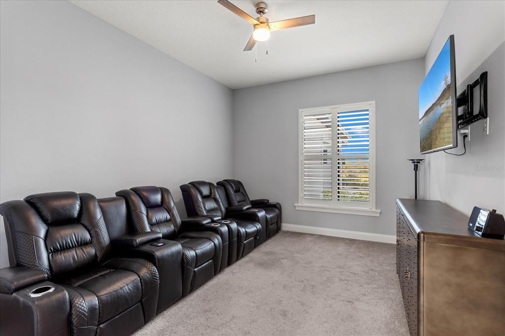 На продажу: $840,000 (4 спален, 3 ванн, 2701 Квадратных фут)