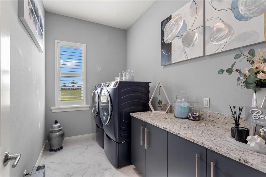 На продажу: $840,000 (4 спален, 3 ванн, 2701 Квадратных фут)