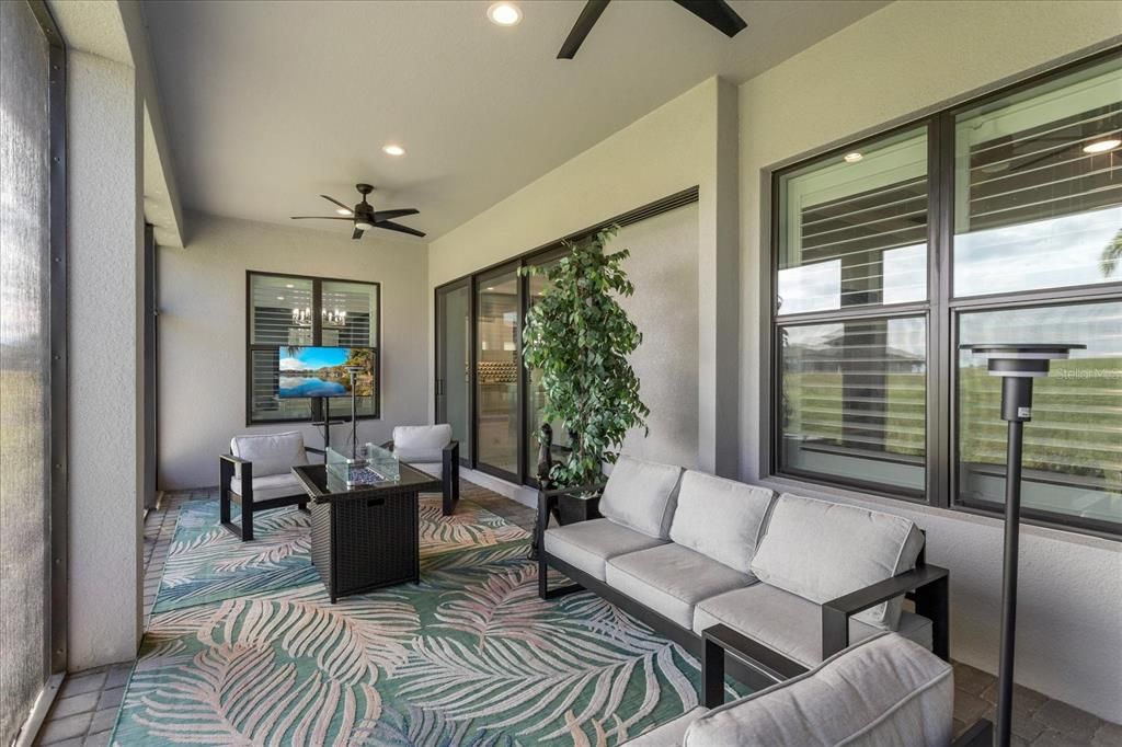 На продажу: $840,000 (4 спален, 3 ванн, 2701 Квадратных фут)