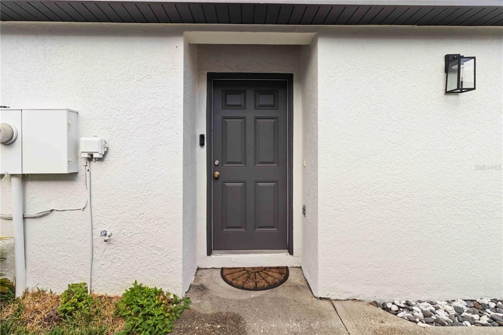 For Sale: $299,900 (3 beds, 2 baths, 1303 Square Feet)