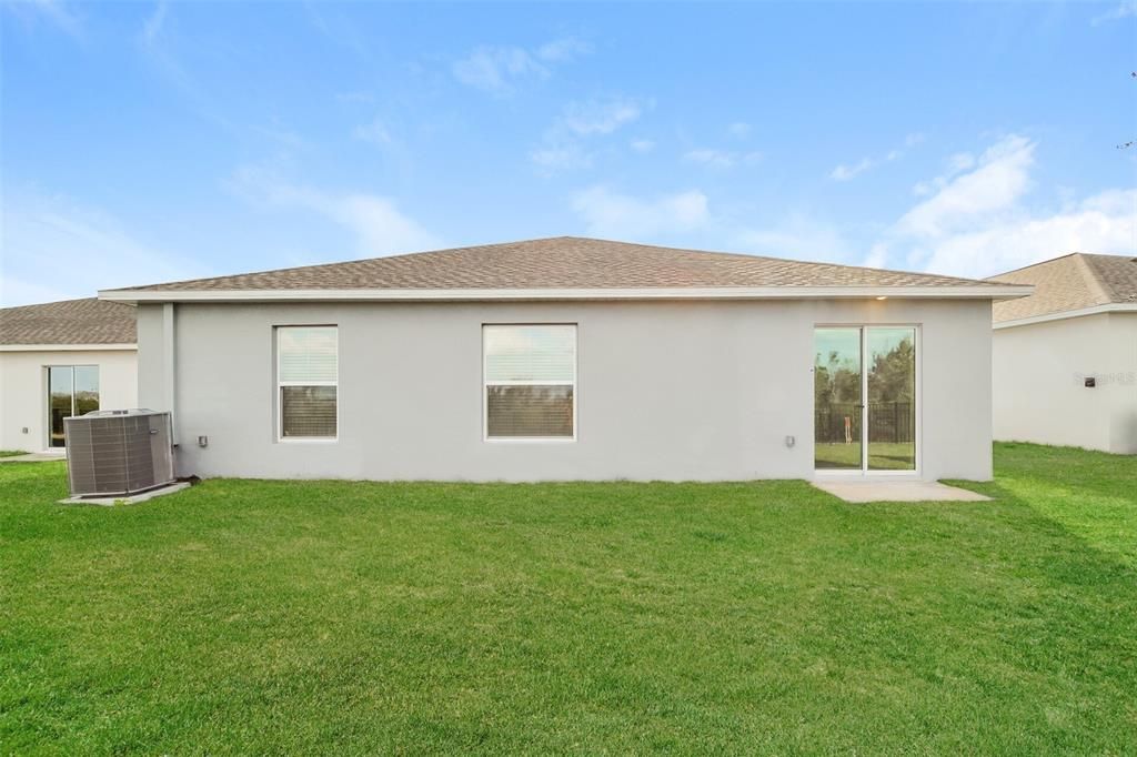 En Renta: $2,110 (4 camas, 3 baños, 2174 Pies cuadrados)